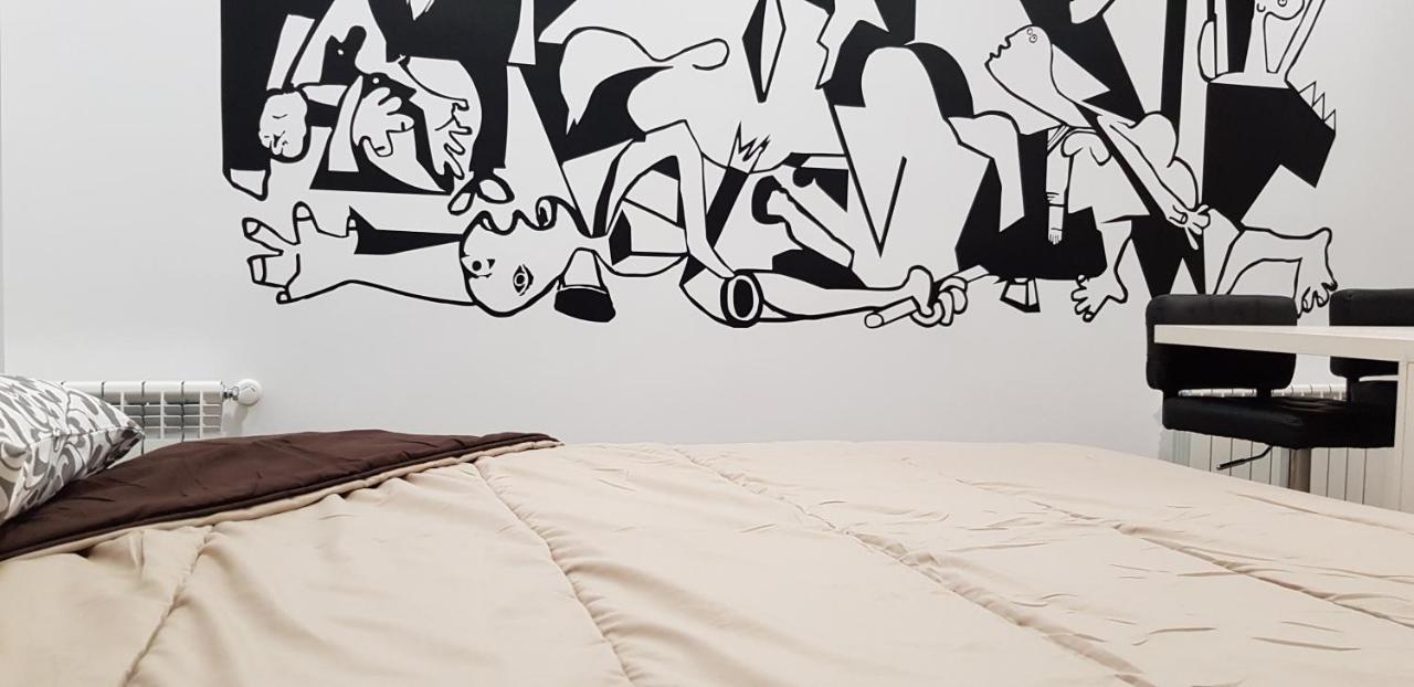 Picasso Callao Wifi Free - Temporada Rental Workers & Stud Madrid Luaran gambar